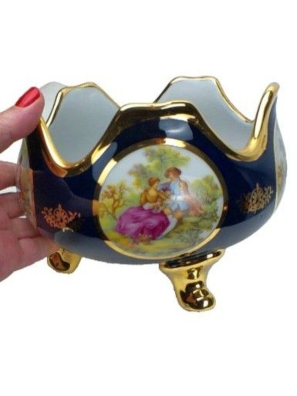 Limoge Design Cobalt Blue Porcelain Footed Bowl 4 Courting Couple Cameos Gilt 7"